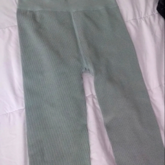 Calvin Klein - Picture 2 of 2